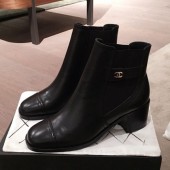 Replica Chanel Supple Lambskin Short Boots Black 2019 Collection CE04355