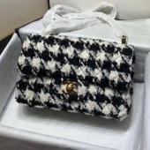 Replica High Quality Chanel Houndstooth Tweed Small Flap Bag Black/White 2019 Collection CE02555